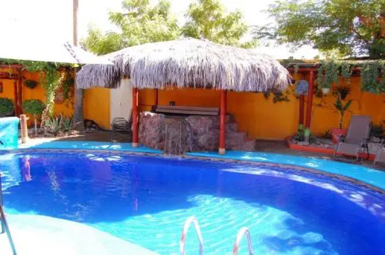 Leo's Baja Oasis