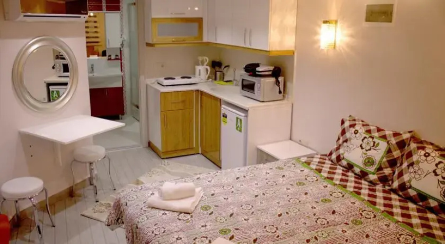 Taksim Home Suits
