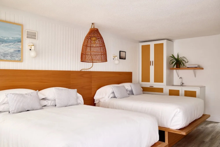 Parker Beach Lodge