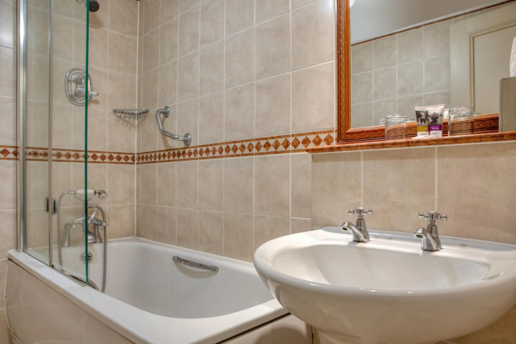 Mercure Winchester Wessex Hotel photo 11
