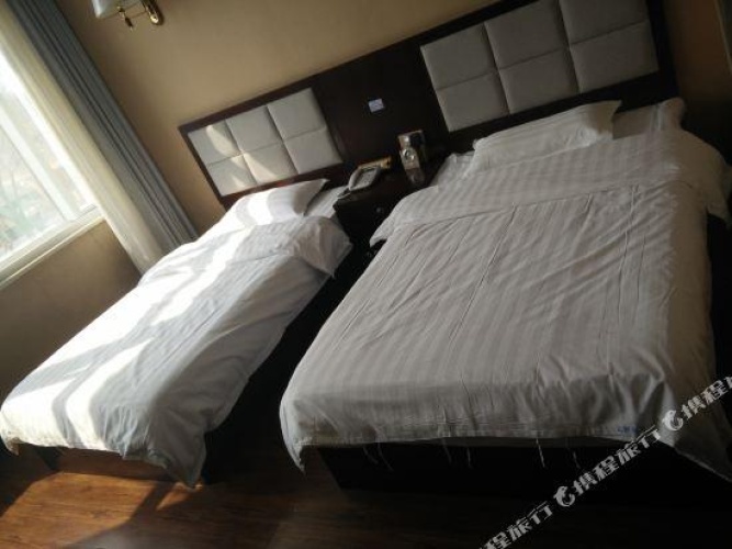 Quadruple Suite