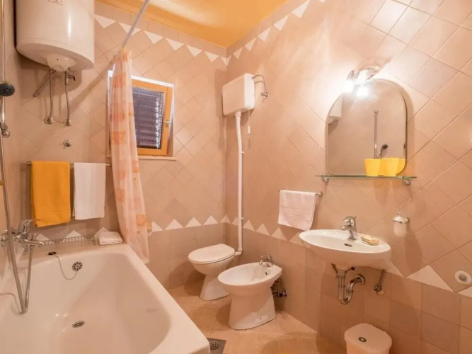 Apartments Saulan