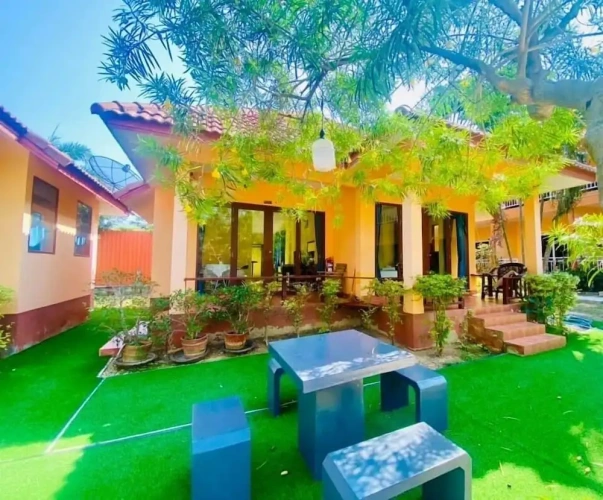 2 Bedrooms Villa with balcony