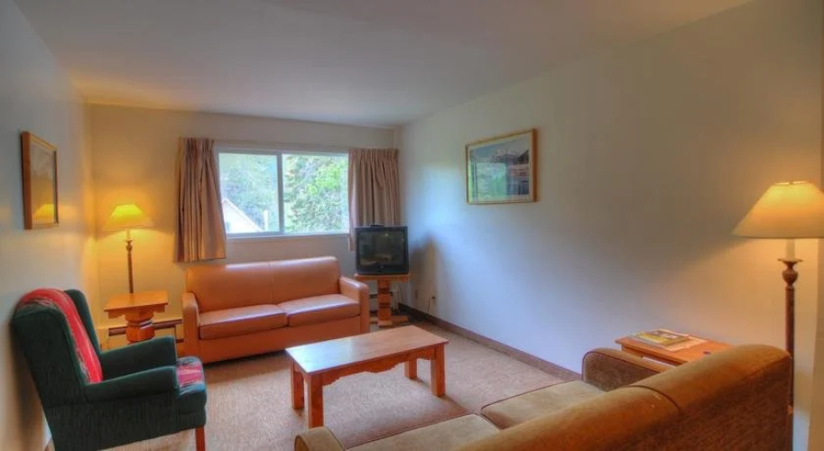 Rundle Manor Apartment Hotel