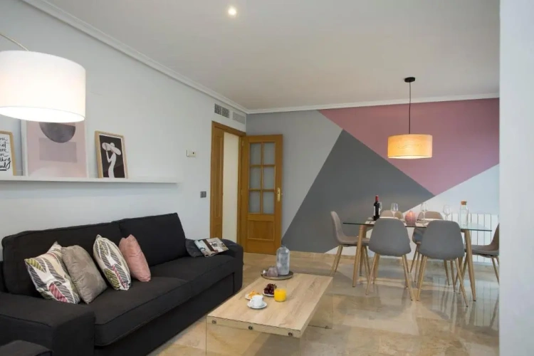 3 Bedrooms Apartment