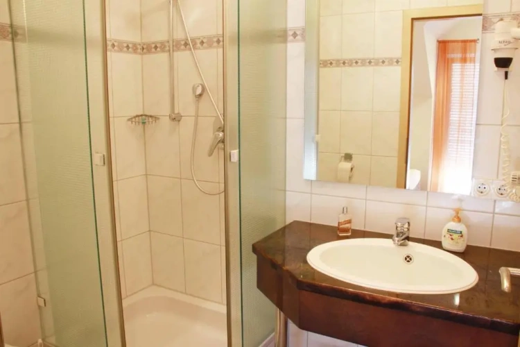 Comfort Quadruple room