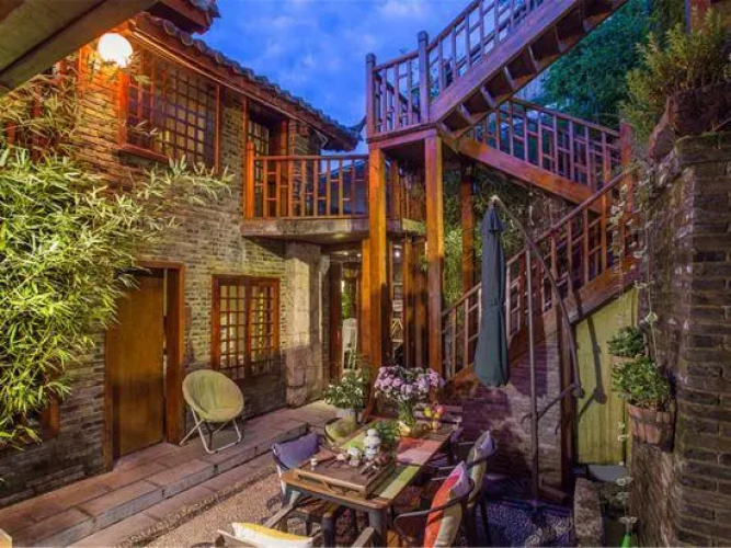 Zui Inn