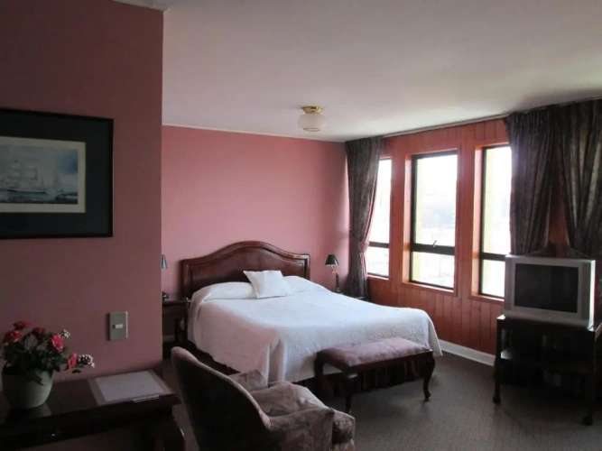 Standard Twin room with view