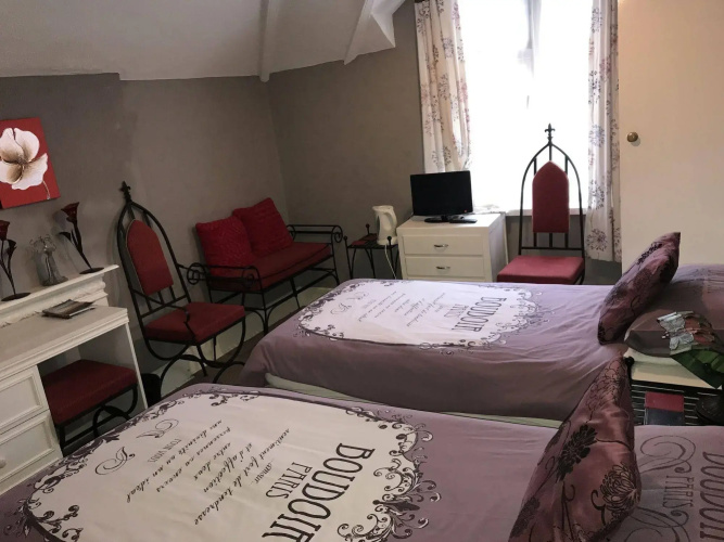 Lea Hurst Hotel
