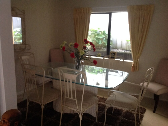 Howick Luxury Large Home