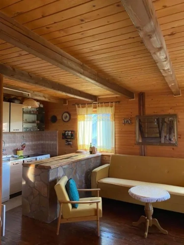 3 Bedrooms Apartment