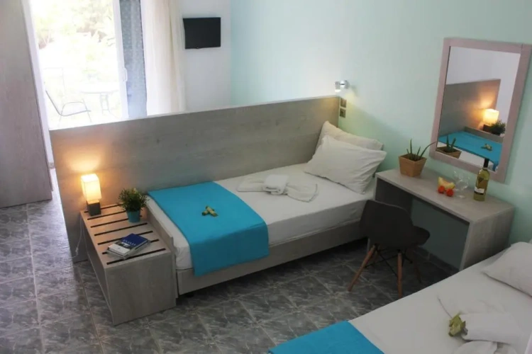 Standard Quadruple room