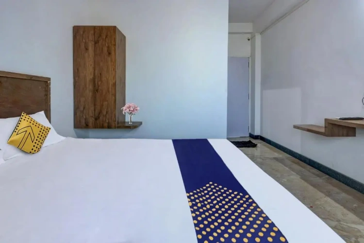 Classic Triple room