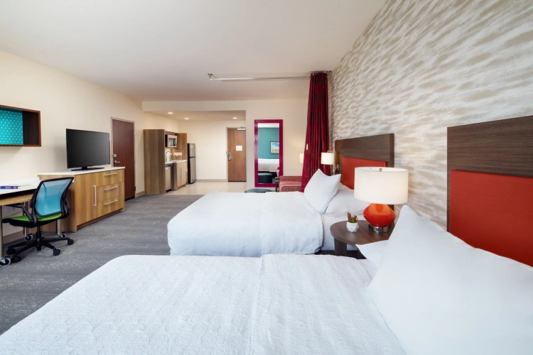 Quadruple Suite