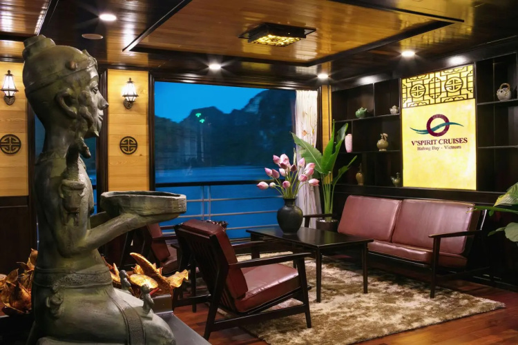 V'spirit Cruise - Quảng Yên
