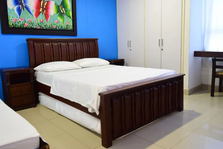 Apartamento Con Balcon - Piso 8