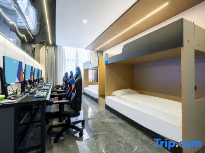 Bed in Dorm