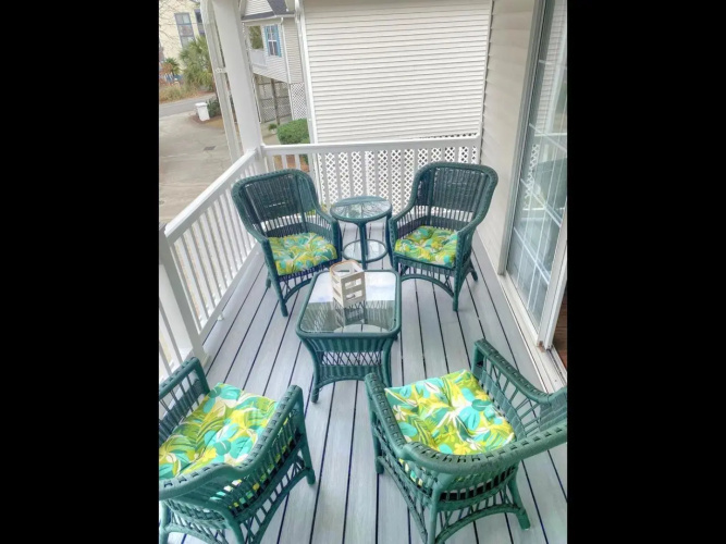 Shore Club Cottage 9684