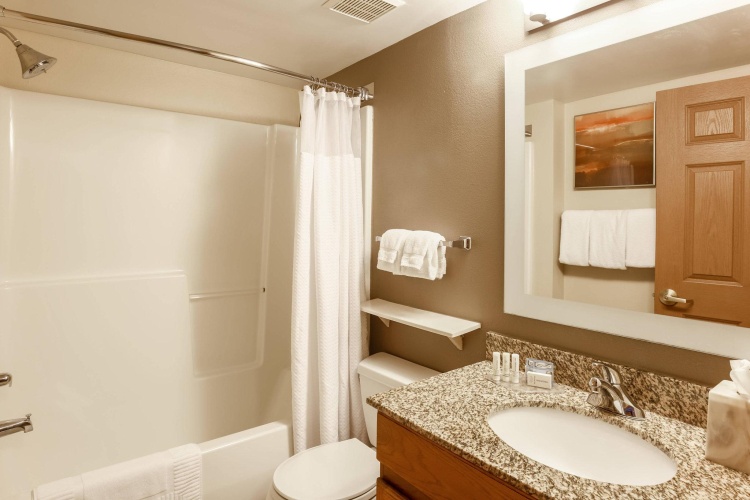 1 Bedroom Double Suite