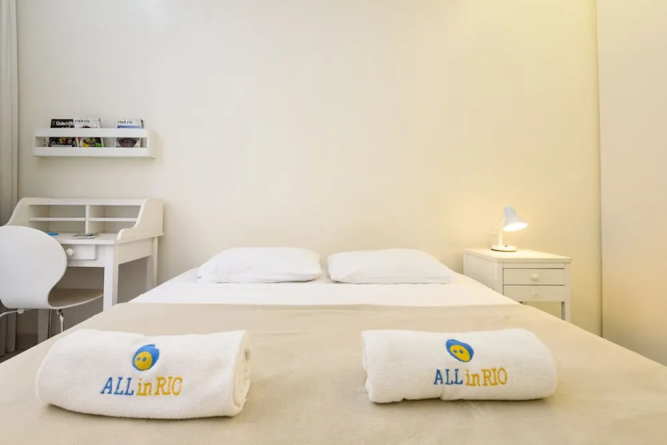 3 Minutes From Copacabana Beach Df219