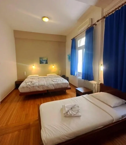 Economy Triple room