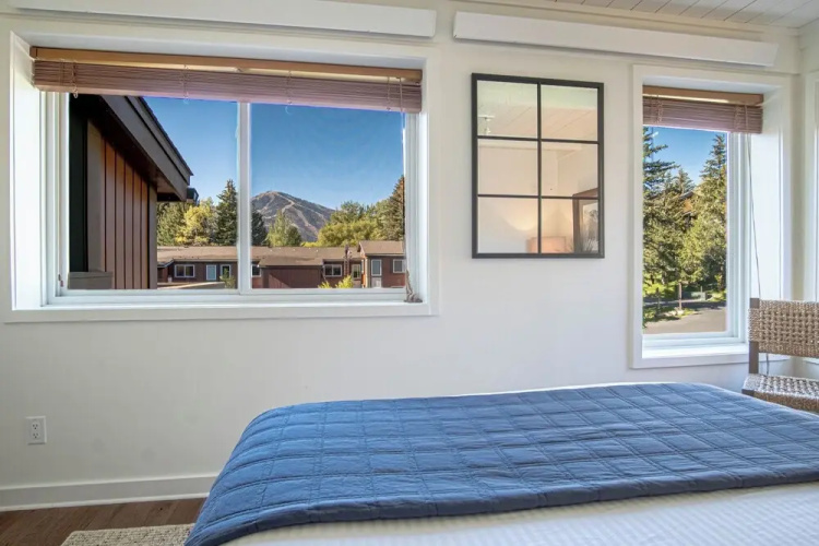 Atelier Alpine - Modern 2BD Condo W/baldy Views