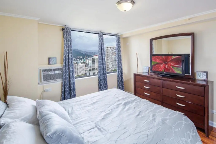 2 Bedroom Corner Suite & Tropical Views