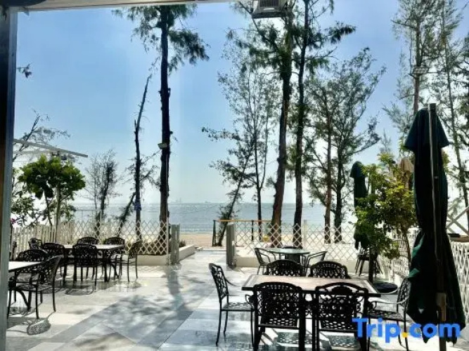 Yihai Homestay