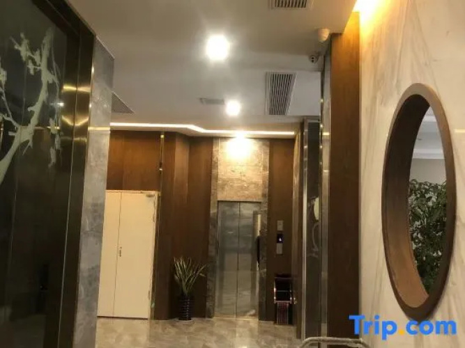 Yipin Furong Hotel