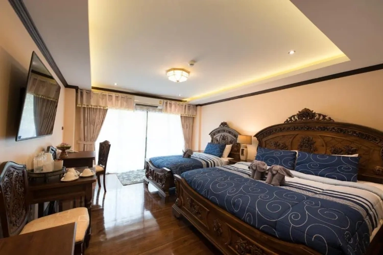 Superior Triple room