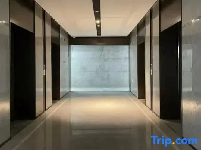 JunCeng City Hotel