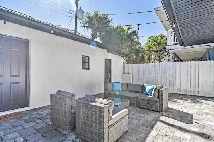Well-appointed Madeira Beach Condo w/ Patio!
