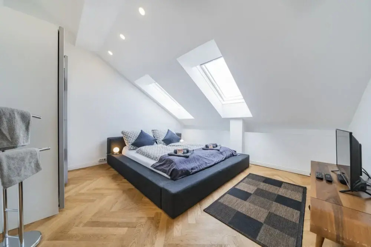 100sqm w terrace-Danube-AC - Netflix-3BR