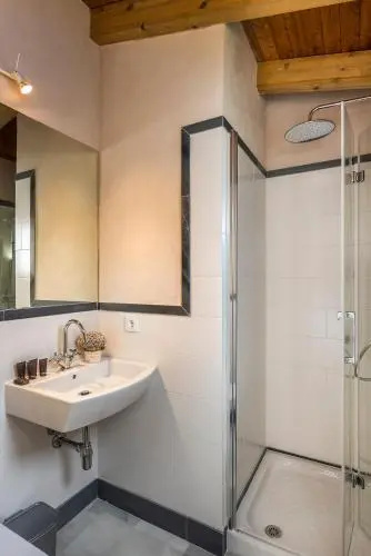 Genteel Home Galera