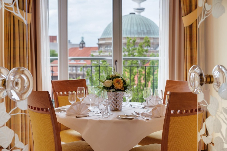 Grand Elysee Hamburg photo 38