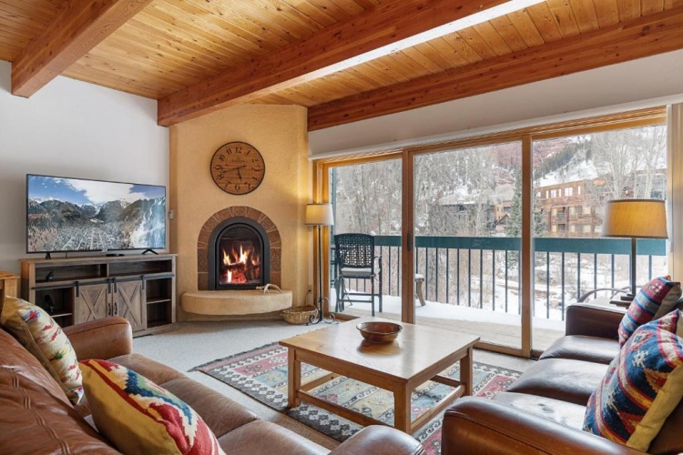 2 Bedrooms Cottage