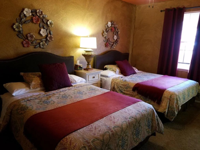 Los Milagros Hotel