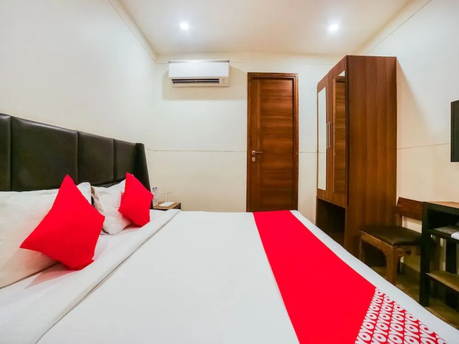 Oyo 29691 Hotel Avalon
