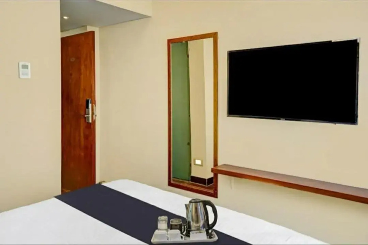Hotel V