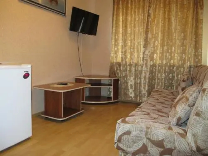 Otel' Vostochniy 284