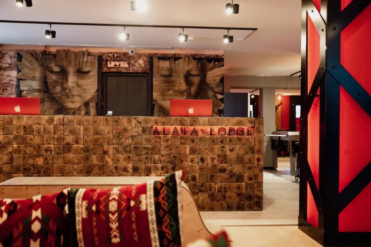 Alaia Lodge