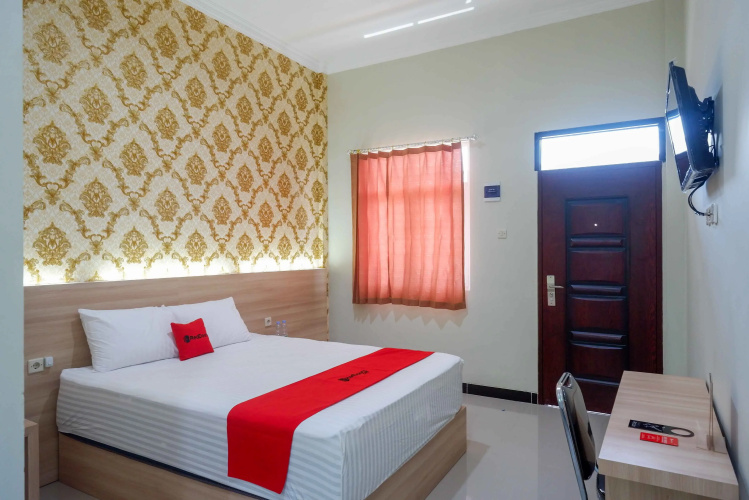 RedDoorz Plus @ Jl Pemuda Pati