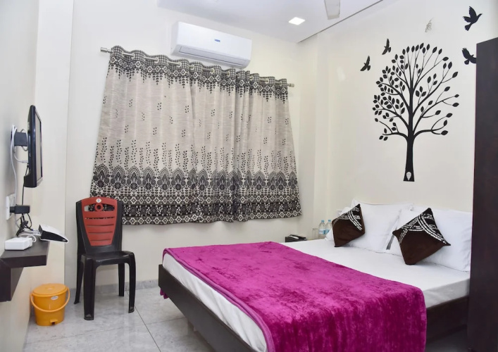 Hotel Royal Front Residency