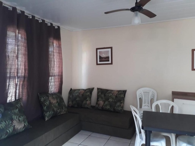 2 Bedrooms Cottage