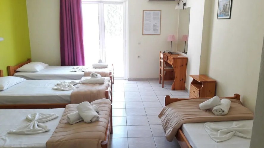 Hotel Megara
