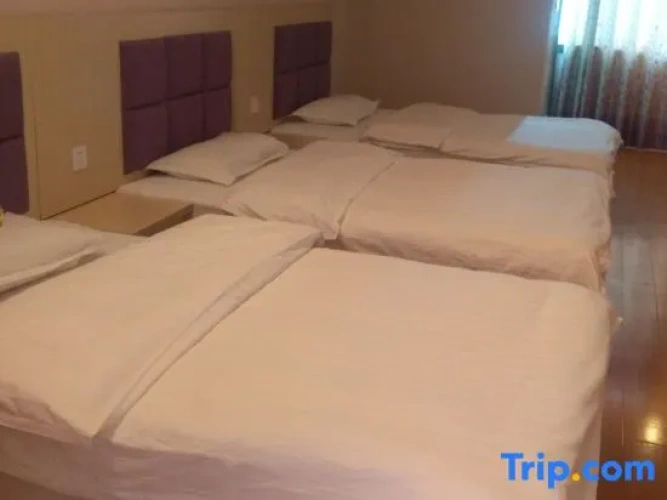 Premium Triple room