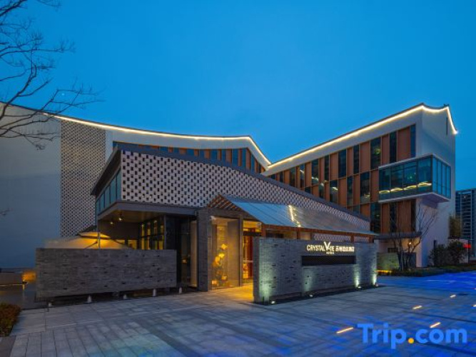 Crystal Vue Hotel