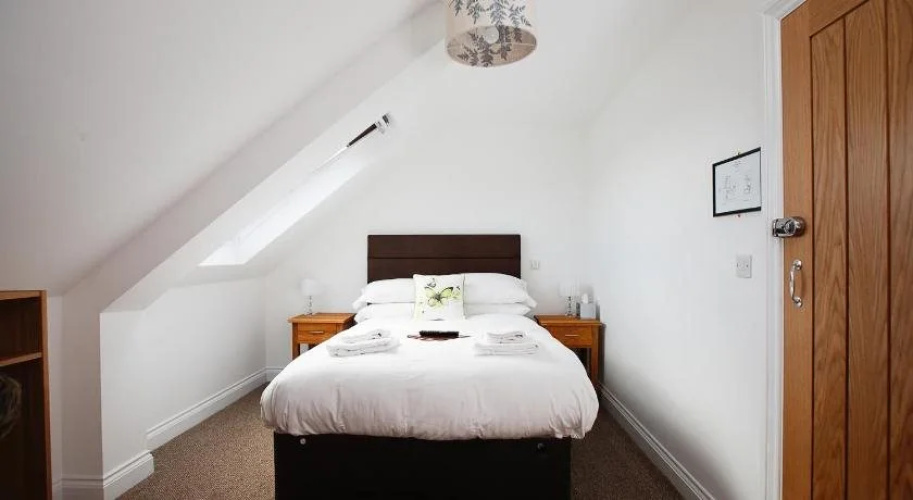 Hadrian Hotel - Inn