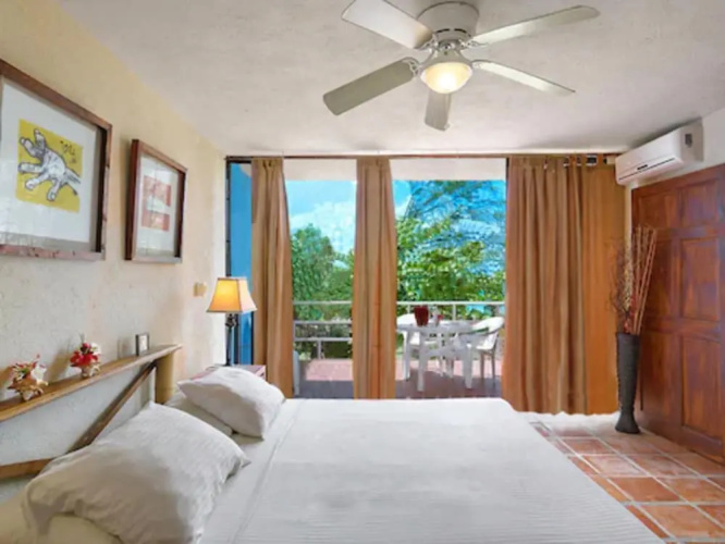 Surfers Bay Resort