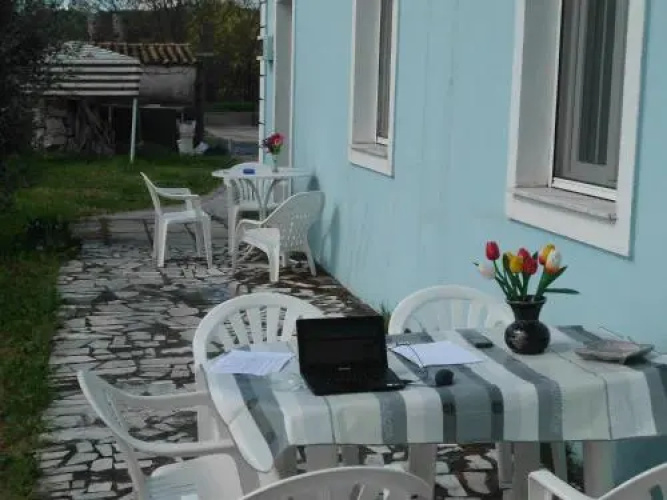 Tom's House